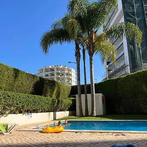 Apartamento Três Palmeiras With Pool, Portimão