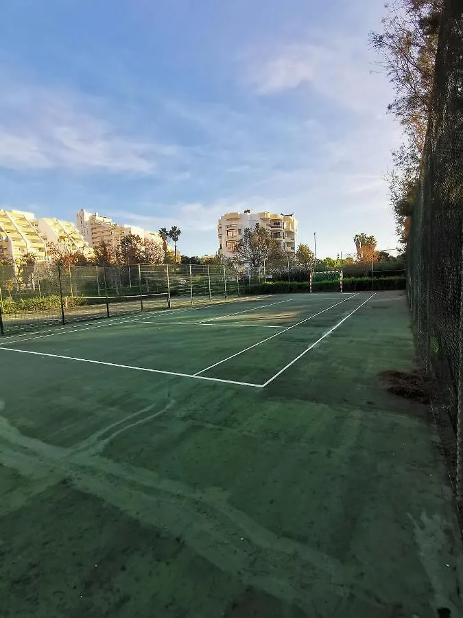 Logement Terrain De Tennis/Piscine 800M De La Mer Portimão 0*,  Portugal